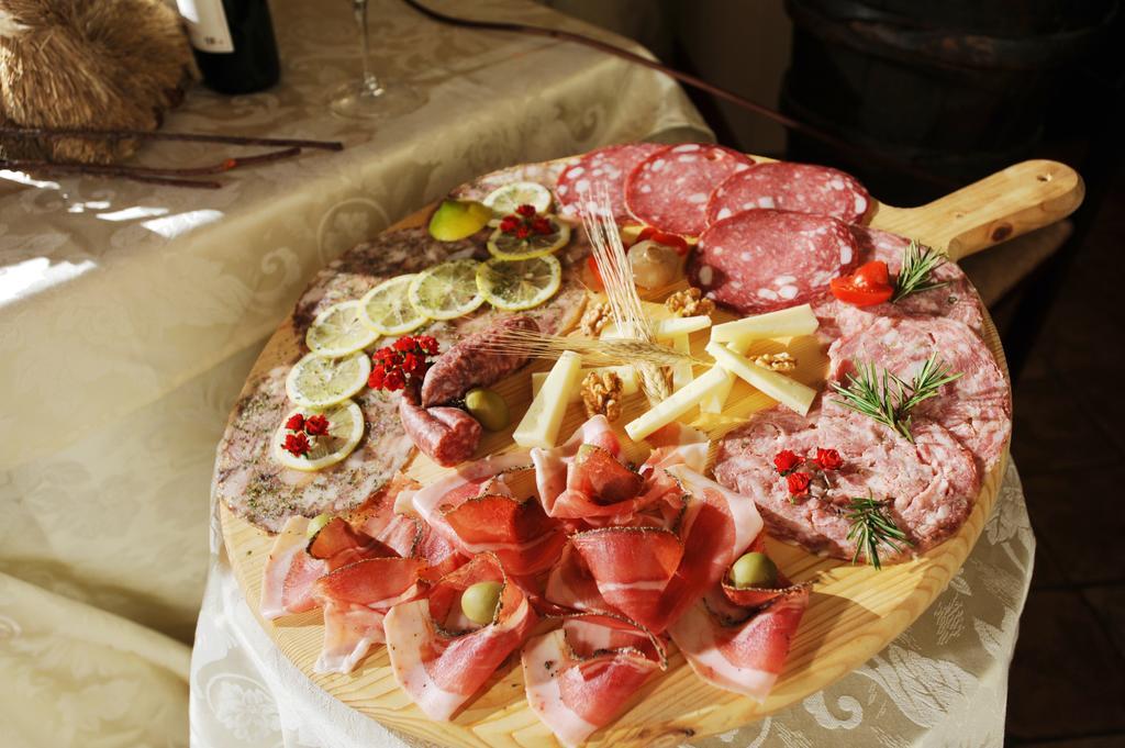 Il Castelluccio Country Resort Restaurant & Spa Barberino di Mugello Exterior foto